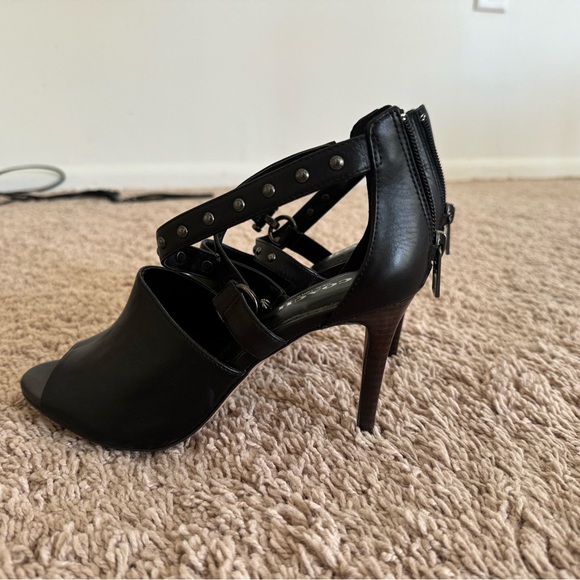 Coach high heels - Picture 3 of 5